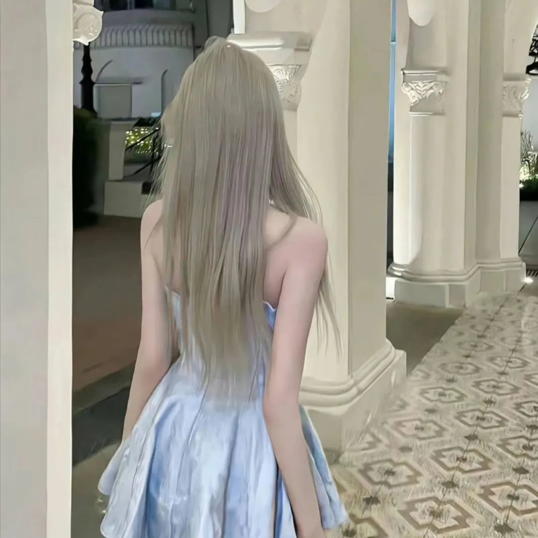 玛丽莲有深黑之眸